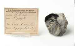 Foto von Nagyagit (NHMW-MIN-Ak553)